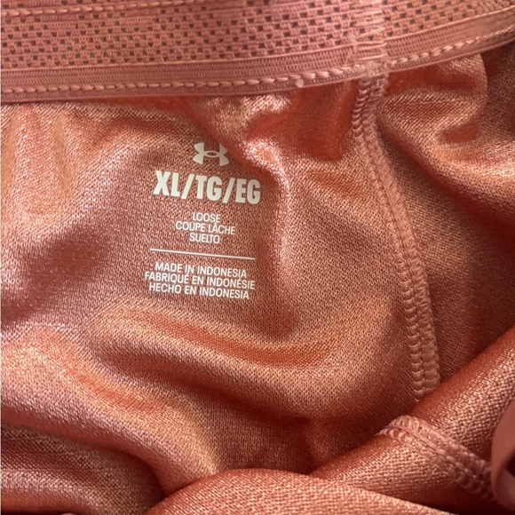 Under Armour Pink Athletic Wear - Picture 3 of 4